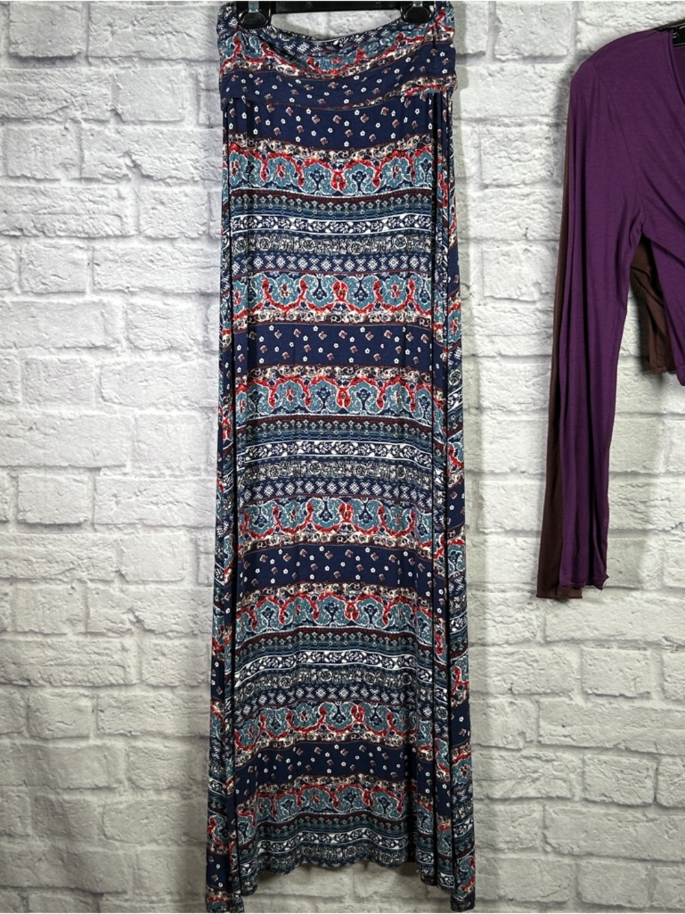 Boho‎ Navy and Red Printed Maxi Skirt - Picture 8 of 9